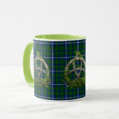 Celtic Trinity Knot en Clan Douglas Tartan Mok (Voorkant links)