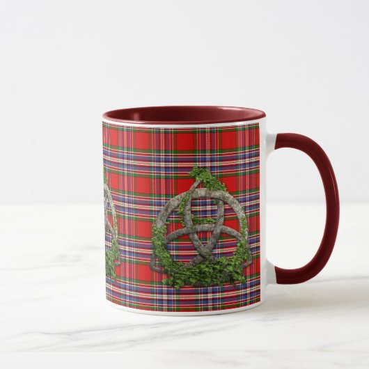 Celtic Trinity Knot en Clan MacFarlane Tartan Mok (Rechts)