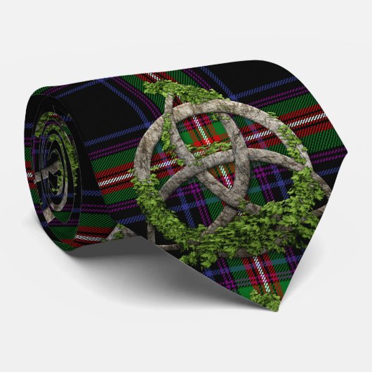 Celtic Trinity Knot en Clan Watt Tartan Stropdas (Opgerold)