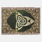 Celtic Trinity Knot op Forest Shadows Deken (Voorkant)