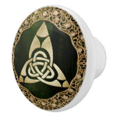 Celtic Trinity Knot op Forest Shadows Keramische Knop (Rechts)