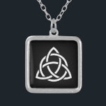 Celtic Trinity Knot Triquetra-symbool Zilver Vergulden Ketting<br><div class="desc">Ook gekend als Triquetra,  wordt de boomknoop algemeen geassocieerd met aarde,  vuur,  en lucht. Het vertegenwoordigt de geest,  het lichaam,  en de ziel.</div>