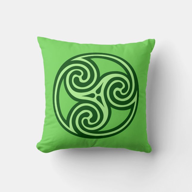 Celtic Tris Ornament, Limoen en Donkergroen Kussen (Voorkant)
