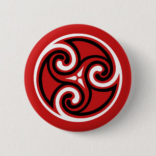 Celtic Tris Ornament, Red, Black en White Ronde Button 5,7 Cm