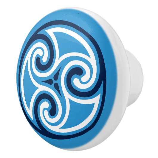 Celtic Tris Ornament, Sky Blue en Keramische Knop (Rechts)