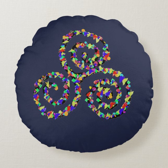 Celtic Triskelion Sterkte Rond Kussen (Voorkant)