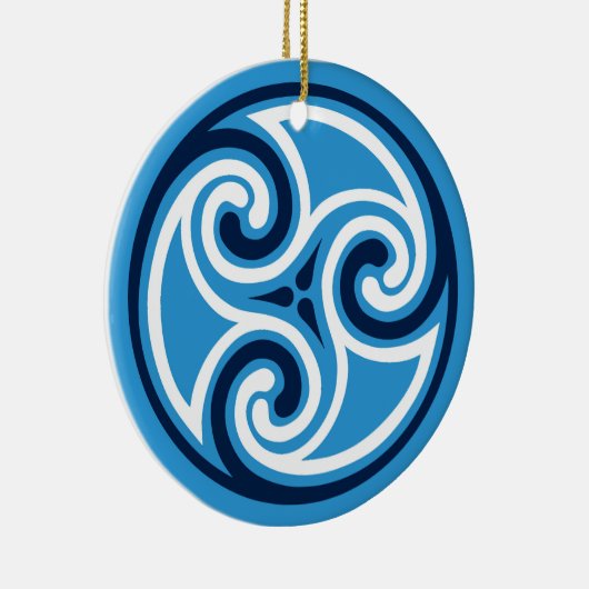 Celtic TrisWhite Pattern, Sky Blue en Sky Blue Keramisch Ornament (Rechts)