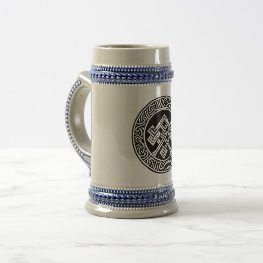 Celtic & Viking Geïnspireerd kunstwerk Beer Stein Bierpul (Voorkant links)
