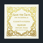 Celtic Wedding Faux Gold Celtic Knot Save the date Magneet<br><div class="desc">Elegant Celtic Wedding Faux Gold Celtic Knot Design on Ivory . Dit is een sjabloon klaar om je trouwgegevens toe te voegen aan. Als u de achtergrondkleur of de doopvont zou willen veranderen past de klik verder aan het eind van de sjabloon aan.</div>