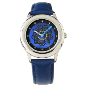 CELTISCHE KNOTS STROOMSTROOM BLUE SAPPHIRE GEM STO HORLOGE