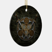 Celtische schild en zwaarden keramisch ornament (Rechts)