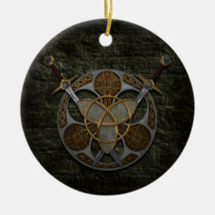 Celtische schild en zwaarden keramisch ornament