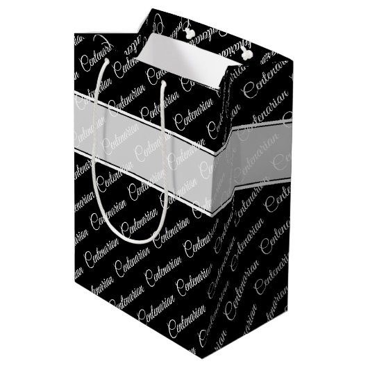 Centenarian Typography Patroon Zwart/Wit Naam Medium Cadeauzakje (Achterkant Gekanteld)