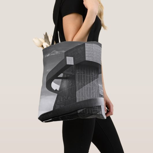 Central High School, 2017 Tote Bag (Dichtbij)