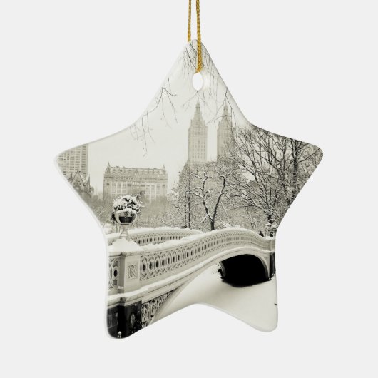 Central Park Winter - Sneeuwbrug Keramisch Ornament (Rechts)