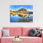 Centre Peak over Lower Golden Beer Lake - Sierra Canvas Afdruk (Insitu (Woonkamer))
