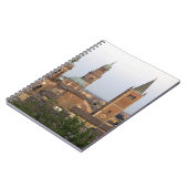 centrum Parma; Battistero kerk op straat Notitieboek (Linkerzijde)