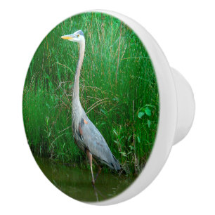 CERAMIC KNOB/"BLUE HERON STANDING IN POND" KERAMISCHE KNOP