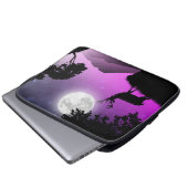 Cerf sous la lune violet laptop sleeve (Voorkant onderkant)