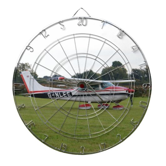 Cessna 182Q Dartbord (Voorkant)