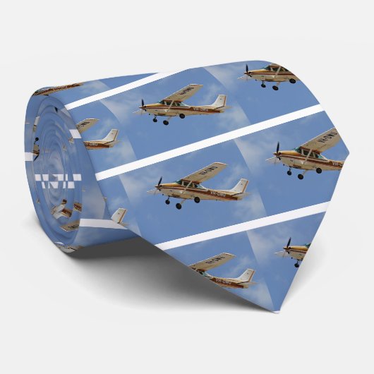 Cessna Stropdas (Opgerold)