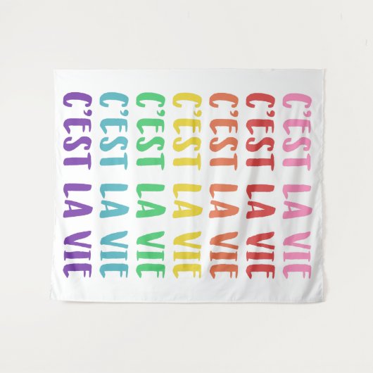 C'est La Vie French Gezegde in Rainbow Lettering Wandkleed (Voorkant (horizontaal))