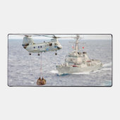 CH-46E ZEE KNIGHT en DDG 82 Bureaumat (Voorkant)