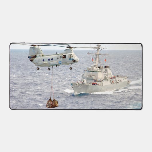 CH-46E ZEE KNIGHT en DDG 82 Bureaumat (Voorkant)