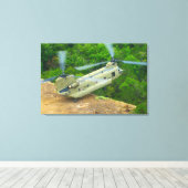 CH-47F CHINOOK 24x36 Canvas Afdruk (Insitu (Houten vloer))