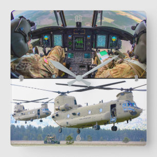 CH-47F CHINOOK VIERKANTE KLOK