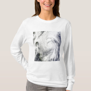 Chaba-tyfoon op het Filipijnse Zee T-shirt