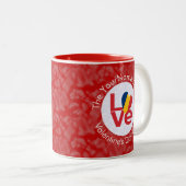 Chad Red LOVE Flag gepersonaliseerd Tweekleurige Koffiemok (Voorkant rechts)