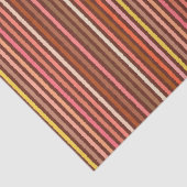 Chalk Stripes - Chocolate Brown en Coral Tissuepapier (Detail)