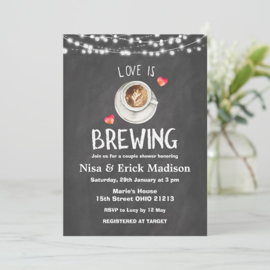 Chalkboard Beer Vrijgezellenfeest Love is Brewing Kaart (Staand voorkant)