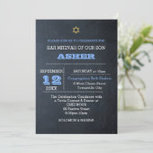 Chalkboard Blauw Grote Naam Bar Mitzvah Kaart (Staand voorkant)