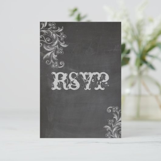 Chalkboard Bloemen RSVP Huwelijksuitnodiging (Staand voorkant)