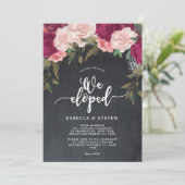 Chalkboard bloemenmodern We hielden uitnodiging (Staand voorkant)