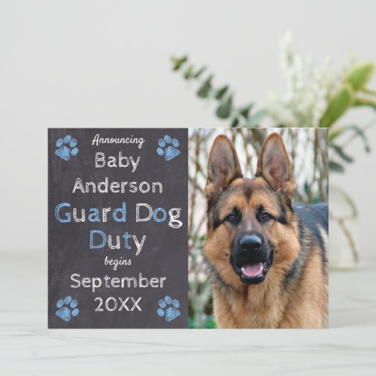 Chalkboard Blue Baby Dog Zwangerschap Aankondiging (Staand voorkant)