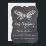 Chalkboard Butterfly 18th Birthday Invitation Kaart<br><div class="desc">Fancy linttype en een handgeschetst vlinderaccent op deze verjaardagsuitnodiging.</div>