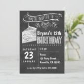 Chalkboard Cake Slice Verjaardagsfeestuitnodiginge Kaart (Staand voorkant)