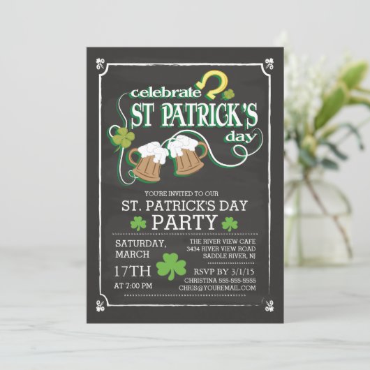 Chalkboard Celebrate St Patrick's Day Dinner Party Kaart (Staand voorkant)