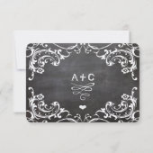 Chalkboard Cute Heart Initialen Typografie RSVP Kaartje (Achterkant)