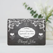 Chalkboard Cute Heart Initialen Typografie RSVP Kaartje (Staand voorkant)