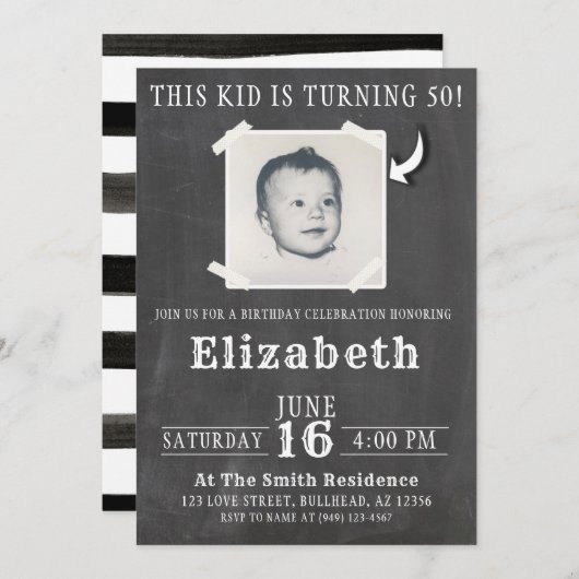 Chalkboard Dit Kind maakt de Adult Photo Invite Kaart (Voorkant / Achterkant)