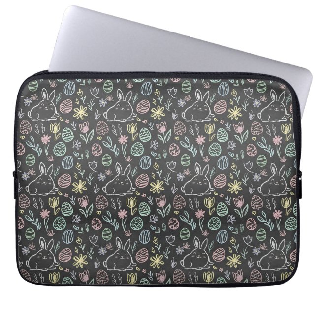 Chalkboard Easter Bunny Doodle Pattern Laptop Sleeve (Voorkant)