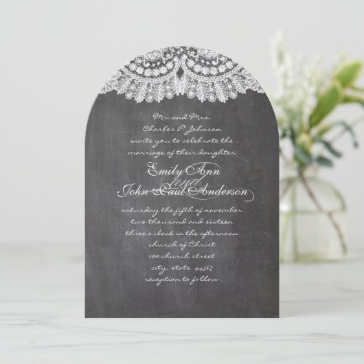 Chalkboard en Lace Elegant Wedding Invitations Kaart (Staand voorkant)