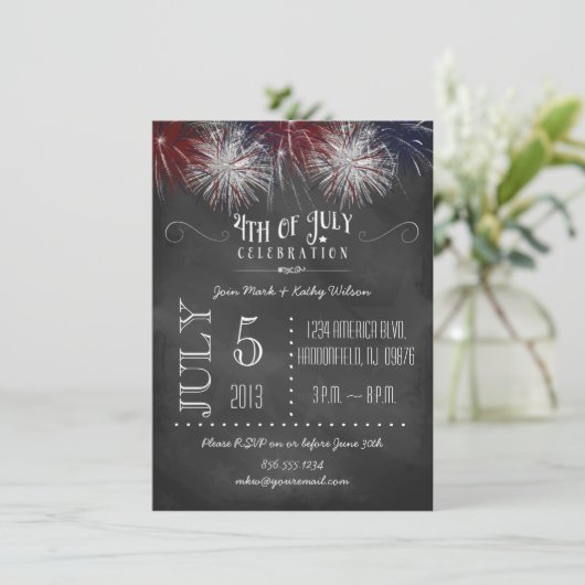 Chalkboard Fireworks 4th of Juli Party Invitation Kaart (Staand voorkant)