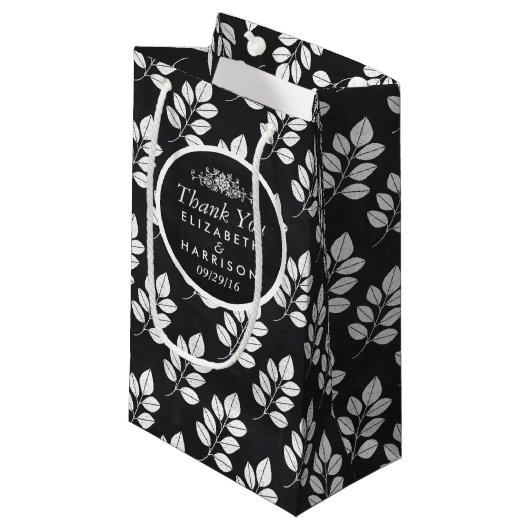 Chalkboard Floral Leaf Wedding Favor Klein Cadeauzakje (Voorkant Gekanteld)