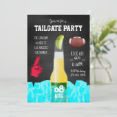 Chalkboard Football Tailgate Party Invitation Kaart (Staand voorkant)