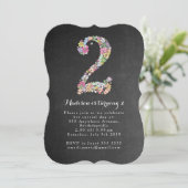 Chalkboard Girls Floral 2e verjaardag Party Invite Kaart (Staand voorkant)